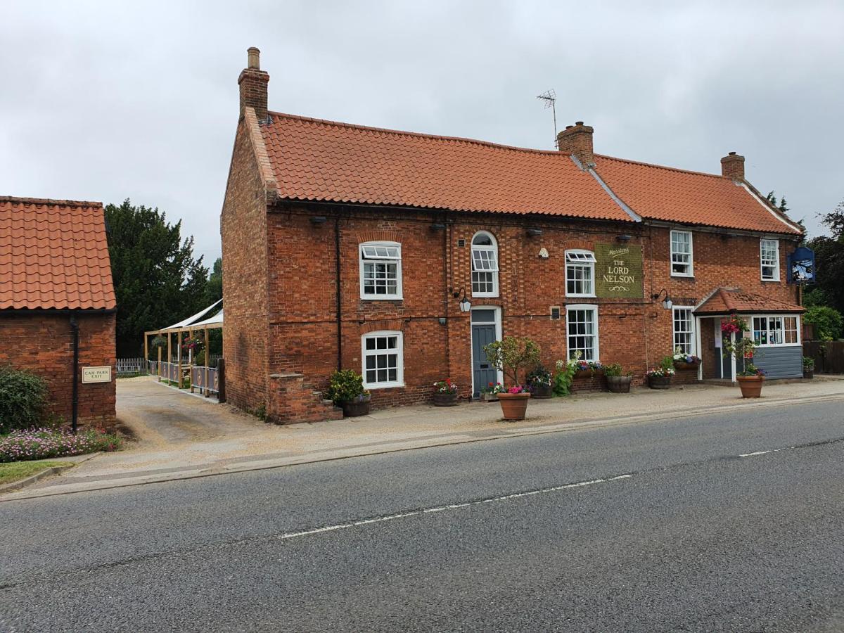 The Lord Nelson Inn Newark upon Trent 外观 照片